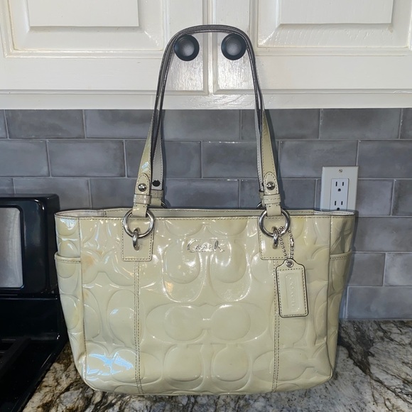 Coach Embossed Patent Leather Tote Purse Bag - Picture 1 of 9